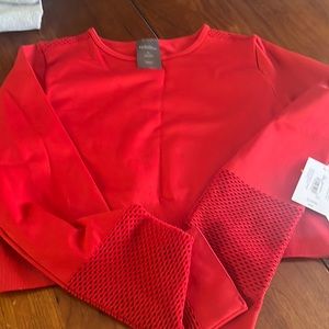 APL topped top workout top